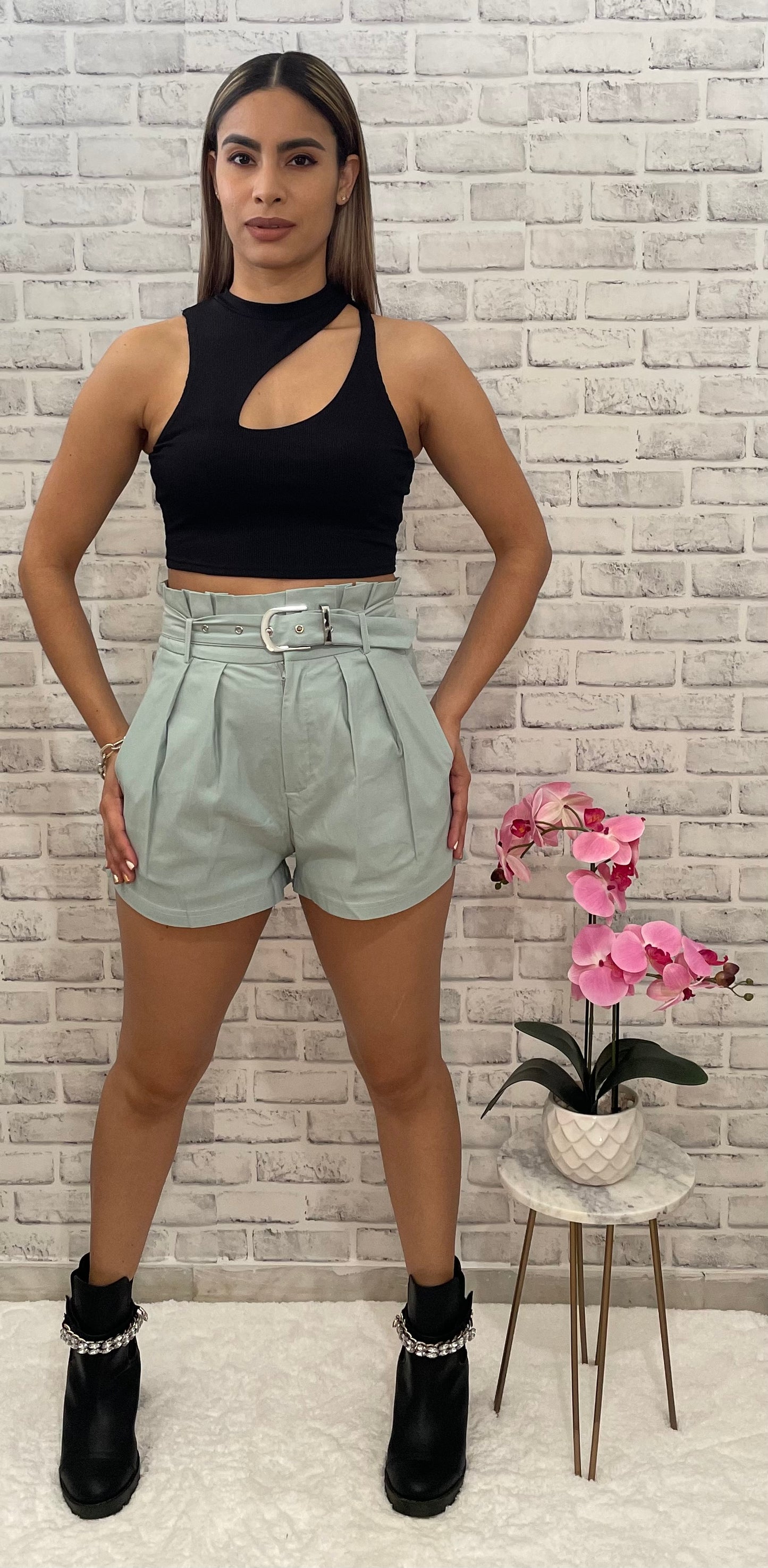 Trendy High Waisted Short